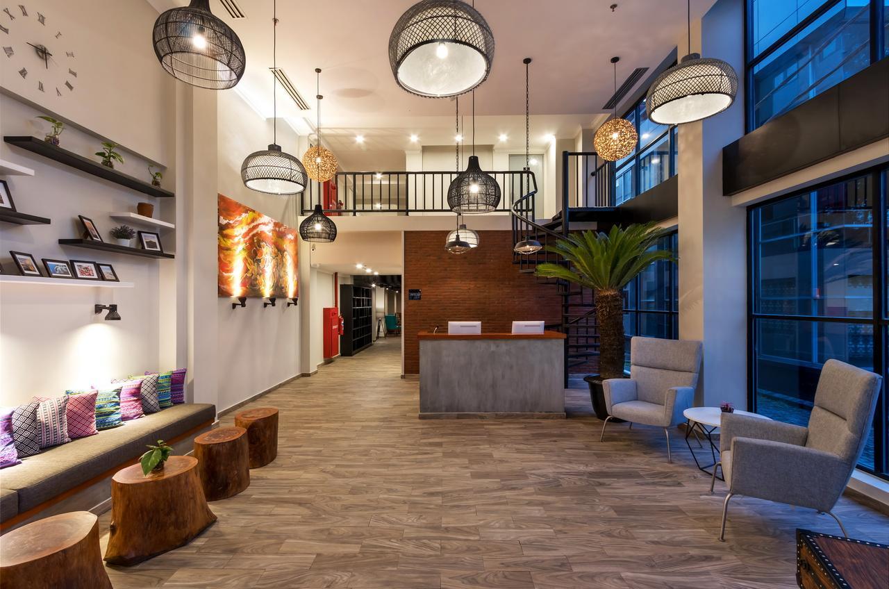 S Loft Manado Hotel Exterior foto